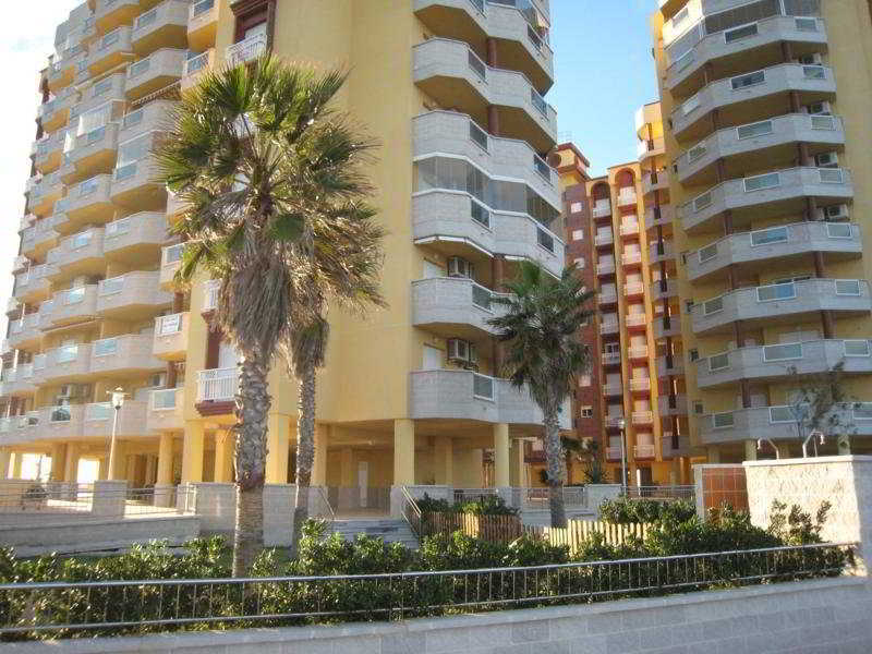 Apartamentos Turisticos Playa Principe La Manga del Mar Menor Esterno foto